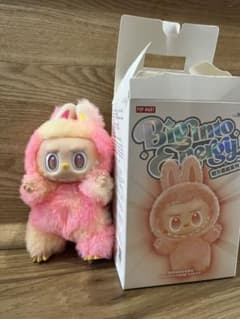 POPMART ラブブ エナジー　ぬいぐるみのサムネイル