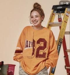 ◆新品◆HAZY CLUB てぃらCLUBリメイクTシャツ オフホワイト BIG ニコアンド HAZY CLUB てぃらさん リメイクTシャツ BIGサイズ - メルカリ