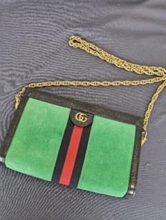 GUCCI ショルダーバッグ スエード チェーン グリーンのサムネイル