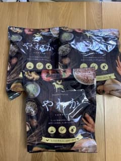 やわか　ドッグフード　1.2kg ３袋　おまけ付きのサムネイル
