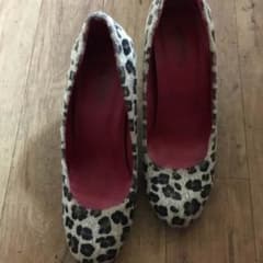 パンプス ヒョウ柄のサムネイル