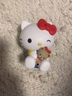 ハローキティ フィギュア サンリオキャラクターズ PERIHAPI!肩ズンHug