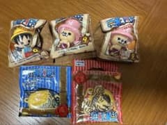 ワンピース チョッパー、ルフィストラップ 3個セット - メルカリ