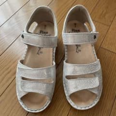 フィンコンフォートFinnComfort レザーサンダルのサムネイル