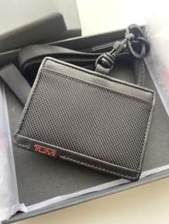 dh様専用⭐︎TUMI IDホルダー　社員証ケースのサムネイル