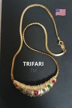 ☆TRIFARI™️ マルチカラー ネックレス ☆TRIFARI™️ マルチカラー ネックレス - メルカリ