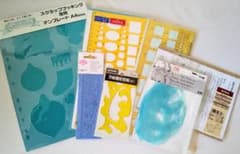 テンプレート7セット（アルテ・呉竹・ペルガマー丿・無印良品・三幸製図・ダイソー）のサムネイル
