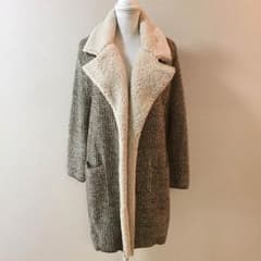 【新品・未使用】 ZARA ♡ 襟ボア ニット コートのサムネイル