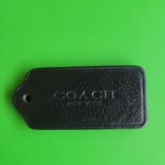 COACH ブラックレザーキーホルダーのサムネイル