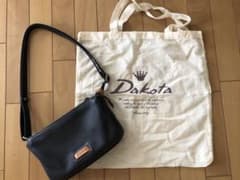 まみ様専用　Dakota   ハンドバッグのサムネイル