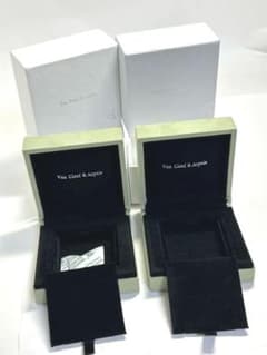 71185 Van Cleef & Arpels ネックレスボックス 2個セット 71185 Van Cleef & Arpels ネックレスボックス 2個セット - メルカリ