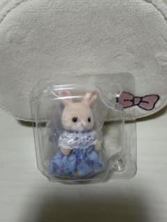シルバニアファミリーくじ　マーガレットウサギの赤ちゃんのサムネイル