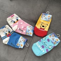 ★新品　Disney キッズ靴下 4足セット S 12-15cmのサムネイル