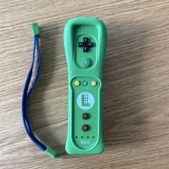 任天堂 Wiiリモコン 緑色 カバー　ストラップ付きのサムネイル