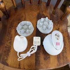 LABOMO 美顔器 充電器・アタッチメント付き LABOMO 美顔器 充電器・アタッチメント付き - メルカリ
