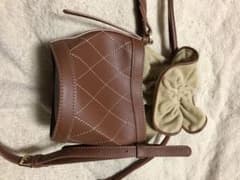 小さめショルダーバッグのサムネイル