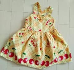 mezzo piano ワンピース 子供服（size110）USEDのサムネイル