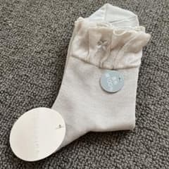 新品　ANTEPRIMA レース模様　ソックスのサムネイル