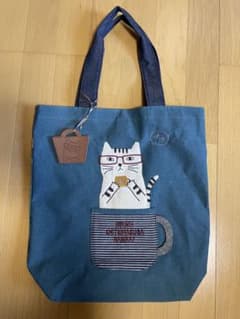猫の刺繍　トートバッグのサムネイル