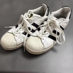 adidas superstarのサムネイル