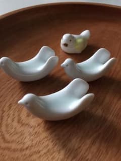 白山陶器　はと　箸置き　3ヶ+1ヶのサムネイル