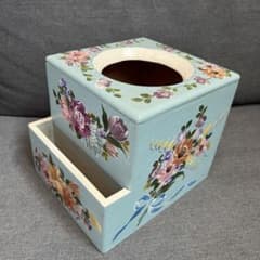 トールペイント　BOX。のサムネイル