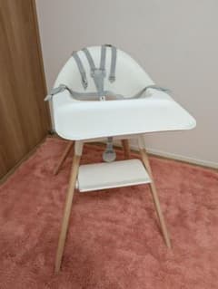 【使用回数少】STOKKE CLIKK　ホワイト　ハイチェア　ストッケ　クリックのサムネイル