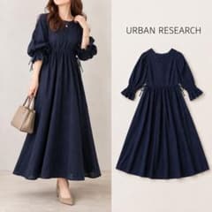 URBANRESEARCH　キャンディースリーブ刺繍ワンピース　ネイビー