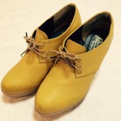 ほぼ新品 ブーティ 24.5 黄色のサムネイル