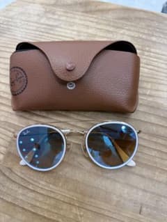 Ray-Ban サングラス ゴールド×ホワイトフレームのサムネイル