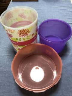 タッパーウエア保存容器3個セットのサムネイル