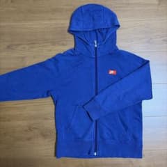 NIKE キッズ パーカー ブルー ロゴ　ナイキのサムネイル
