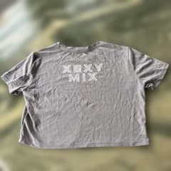 値下げ！XEXY MIX美品　クロップドTシャツ Mサイズ ベージュ他1点のサムネイル