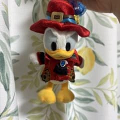ディズニー ドナルド ぬいぐるみバッジのサムネイル