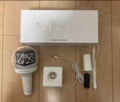 NIZIU official right stickのサムネイル