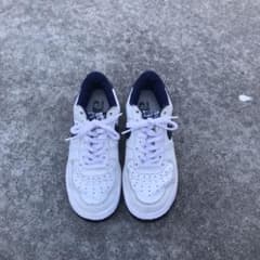 ナイキ　air force1 エアフォース1 スニーカーのサムネイル