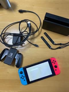 Nintendo Switch 本体 初期型【動作確認・初期化済み】のサムネイル