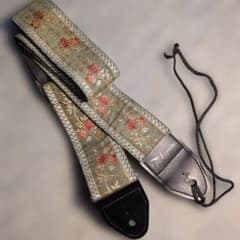 タカミネ製花柄刺繍ギター ストラップのサムネイル