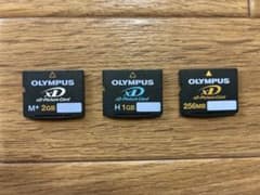 xDピクチャーカード 4枚 OLYMPUS M+ H 2GB 1GB ケース付 - メルカリ