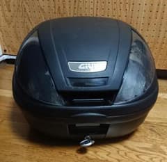 GIVI  トップケース 39L モノロック ベース付きのサムネイル
