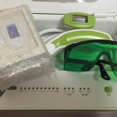 イーモリジュ 家庭用脱毛器＆美顔器のサムネイル