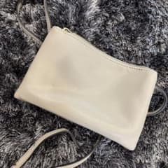 ライトグレー ショルダーバッグ　Forever21のサムネイル