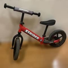 STRIDER CLASSIC バランスバイク 12インチ 赤 Amazon.co.jp: ストライダー クラシックモデル (STRIDER Classic) 12