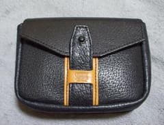 【中古美品】SWANK New Yorkのコンパクトな黒と茶のポシェットのサムネイル