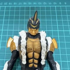 BANDAI ライダーイマジンシリーズ『キンタロス』ソフビフィギュアのサムネイル