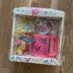 ハッピーバースデートロール人形のサムネイル