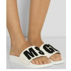 最終値下げ！ローラ愛用　MSGM　ロゴワッペンサンダル　新品未使用のサムネイル