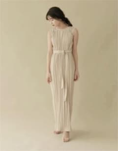 yochaさん専用L'Or Belted Pleats Dress ロルのサムネイル