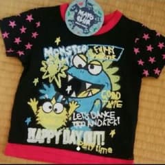 95㌢ 新品*°♡モンスター柄Tシャツのサムネイル