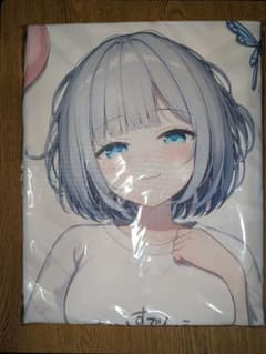 花芽すみれ 抱き枕カバー - メルカリ